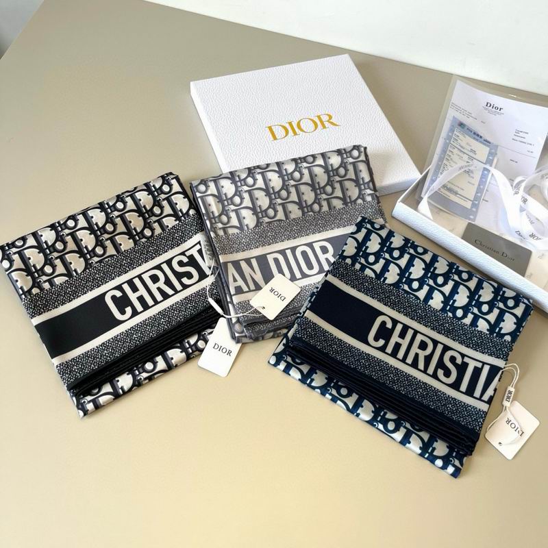Dior silk scarf 90X90cm E043041